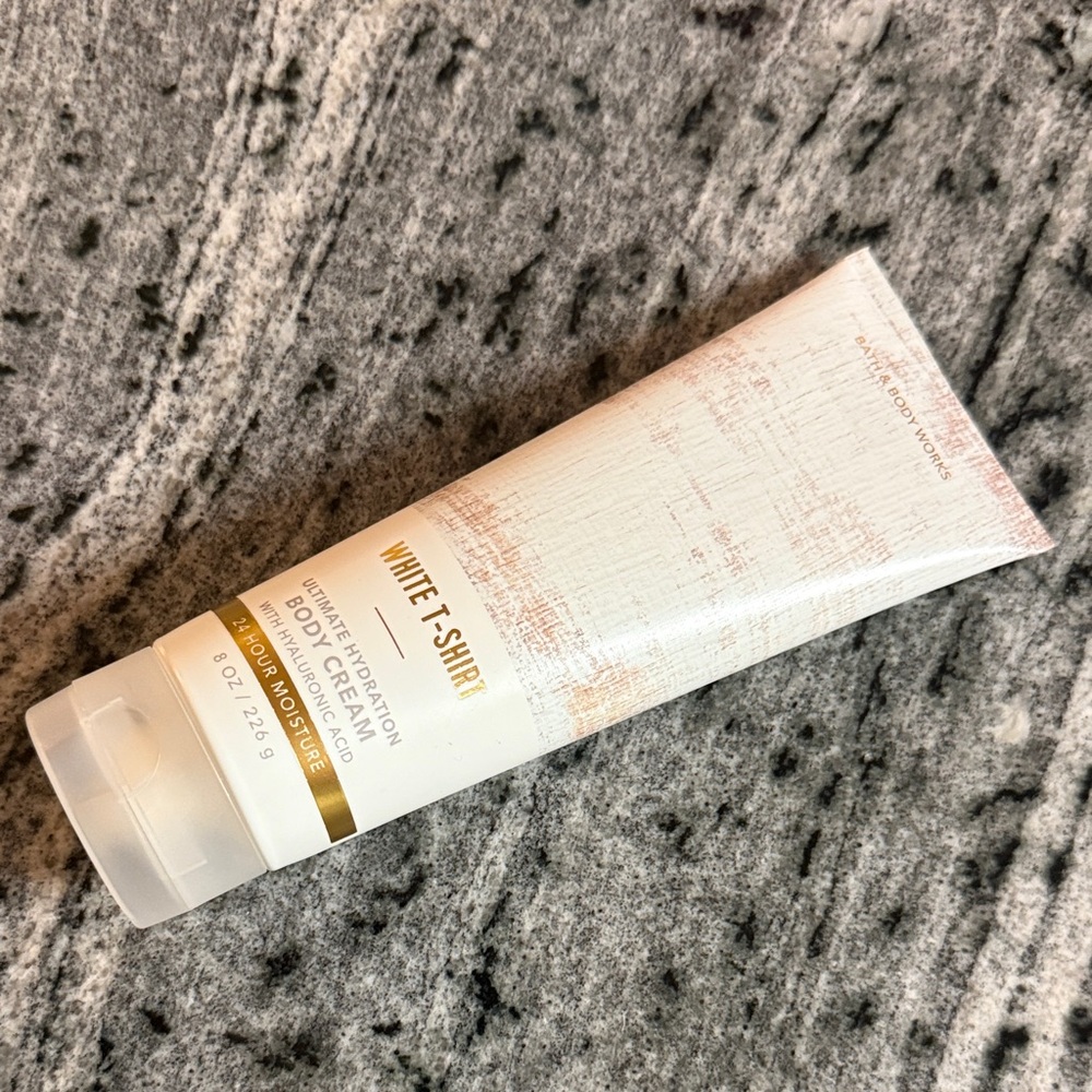 Bath & Body Works White T-Shirt Body Cream with Gold Accents
